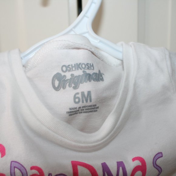 3/$20 Baby girl t-shirt grandmother heart 6 months - Picture 7 of 8